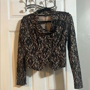 Windsor Black and Cream Blazer with Ornate Design